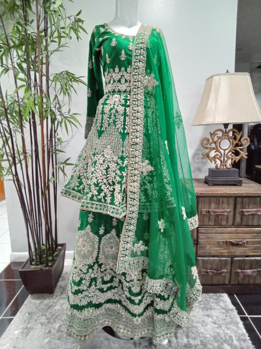 Emerald Green Embroidered Sharara Set with Matching Dupatta (3-Piece) - Devi's Exclusive Fashion
